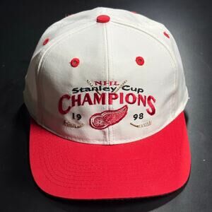 Detroit Red Wings 1998 Stanley Cup Vintage Logo‎ 7 Snapback Cap Hat